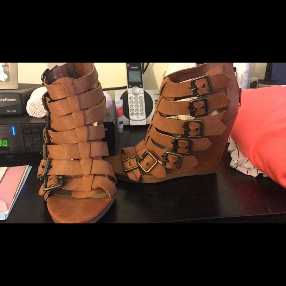 Wedges - Picture 2 of 3